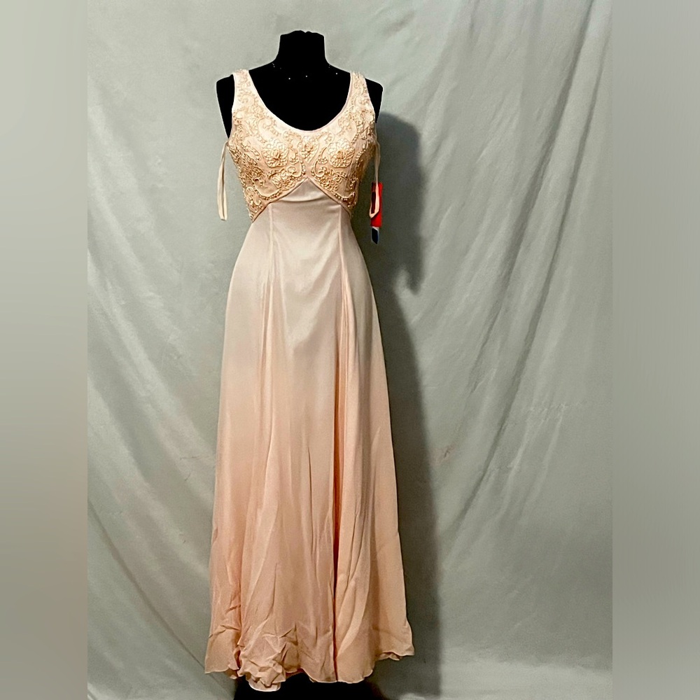 Great for prom or any special occasion!!